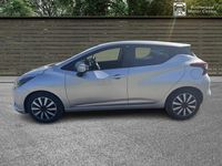 Usado Nissan Micra Acenta 92 HP (67 kW) 2023 Prateado Citadino