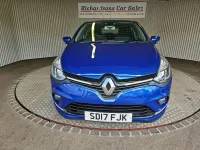 Used Renault Clio Dynamique 90 HP (66 kW) 2017 Blue Hatchback