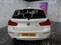 Used BMW 118 Sport Line 147 HP (108 kW) 2016 White Hatchback