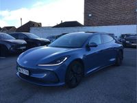 Used MG IM5 216 kW (295 HP) 2025 Blue Hatchback