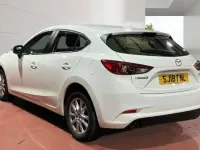 Used Mazda 3 121 HP (88 kW) 2018 White Hatchback