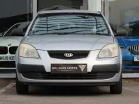 Used Kia Rio 97 HP (71 kW) 2006 Silver Hatchback