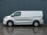 Begagnad Ford Transit Custom Limited 136 HK (100 kW) 2024 Silver Van