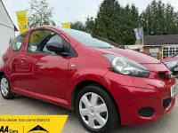 Used Toyota Aygo 68 HP (50 kW) 2011 Red Hatchback