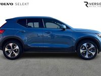 Begagnad Volvo XC40 Core 2024 Blå SUV