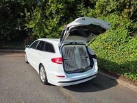 Used Ford Mondeo Zetec 150 HP (110 kW) 2019 White Estate