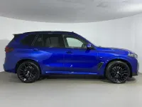 Używany BMW X5 M Sport 347 KM (255 kW) 2026 Niebieski SUV