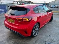 Used Ford Focus ST-Line 155 HP (114 kW) 2022 Race red (standard colour) Hatchback