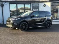 Used Land Rover Discovery 5 SE 2018 Black SUV