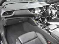 Used Vauxhall Insignia SRi 170 HP (125 kW) 2017 Black Hatchback
