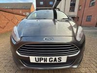 Used Ford Fiesta 74 HP (54 kW) 2016 Grey Van