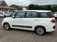 Used Fiat 500L Pop Star 85 HP (62 kW) 2015 White MPV