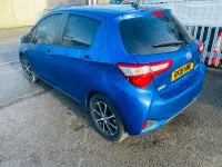 Used Toyota Yaris Hybrid 2018 Blue Hatchback