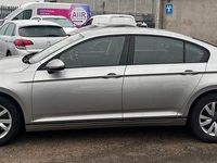 Begagnad VW Passat S 120 HK (88 kW) 2015 Silver Sedan