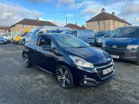 Używany Peugeot 208 GT-line 110 KM (80 kW) 2016 Niebieski Hatchback