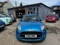 Begagnad Mini ONE Hatch 2016 Blå Halvkombi
