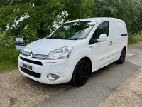 Used Citroën Berlingo 75 HP (55 kW) 2014 White MPV