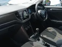 Używany VW T-Roc SE 150 KM (110 kW) 2019 Srebrny SUV
