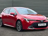 Used Toyota Corolla Design 140 HP (102 kW) 2023 Red Hatchback