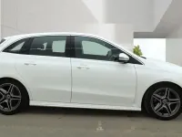 Used Mercedes B180 AMG line 136 HP (100 kW) 2019 White MPV