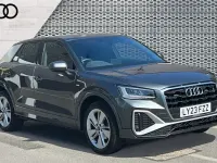 Begagnad Audi Q2 S-Line 150 HK (110 kW) 2023 Grå SUV