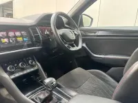 Usado Skoda Kodiaq vRS 241 HP (177 kW) 2022 Cinzento SUV