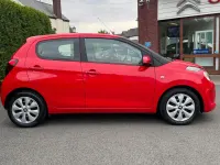 Używany Citroën C1 Feel 81 KM (59 kW) 2017 Czerwony Hatchback