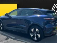 Used Renault Megane E-Tech Equilibre 160 kW (218 HP) 2022 Blue Hatchback