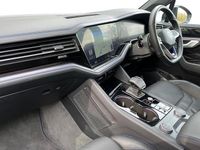 Used VW Touareg R 462 HP (339 kW) 2025 Lapiz blue SUV