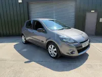 Used Renault Clio II 2010 Grey Hatchback