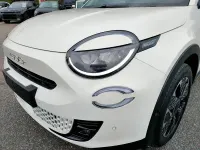 Used Fiat 600 La Prima 99 HP (72 kW) 2025 White SUV