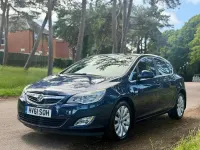 Used Vauxhall Astra Elite 115 HP (84 kW) 2011 Blue Hatchback