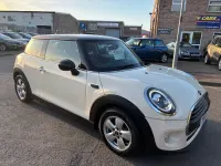 Used Mini Cooper D Hatch 2018 White Hatchback