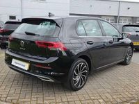 Usado VW Golf VIII 130 HP (95 kW) 2021