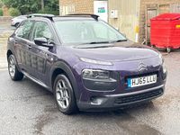 Used Citroën C4 Cactus Feel 100 HP (73 kW) 2015 Mauve/purple Hatchback