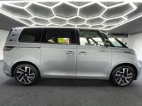 Usado VW ID. Buzz Pro 150 kW (204 CV) 2024 Plateado Monovolumen