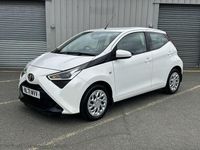 Used Toyota Aygo X-play 72 HP (52 kW) 2021 White Hatchback