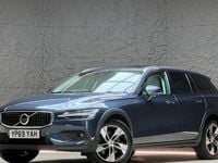 Used Volvo V60 CC Plus 190 HP (139 kW) 2019 Blue Estate