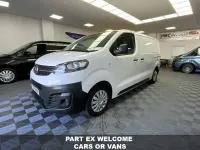 Gebraucht Vauxhall Vivaro Edition 2021 Weiß Van / Kleinbus