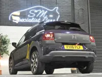 Używany Citroën C4 Cactus Flair 100 KM (73 kW) 2016 Purpurowy Hatchback