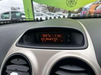 Used Vauxhall Corsa Club 90 HP (66 kW) 2007 Gold Hatchback