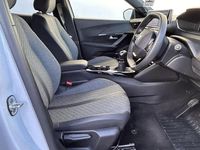 Used Peugeot 2008 Allure 129 HP (94 kW) 2024 White SUV