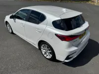 Used Lexus CT200h Luxury Line 2018 White Hatchback