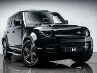Używany Land Rover Defender S 400 KM (294 kW) 2022 Czarny SUV