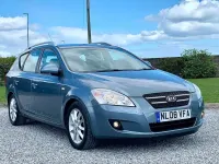 Käytetty Kia Ceed 2008 Sininen Viistoperä