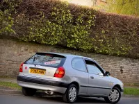 Used Toyota Corolla 97 HP (71 kW) 2001 Silver Hatchback