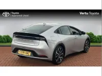 Used Toyota Prius 223 HP (164 kW) 2024 Silver Hatchback