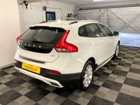 used Volvo V40 CC Cross Country (2017/17)D2 (120bhp) Pro 5d Geartronic