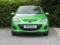 Used Mazda 2 82 HP (60 kW) 2011 Green Hatchback