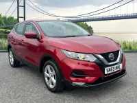 Used Nissan Qashqai Acenta Premium 140 HP (102 kW) 2019 Red SUV